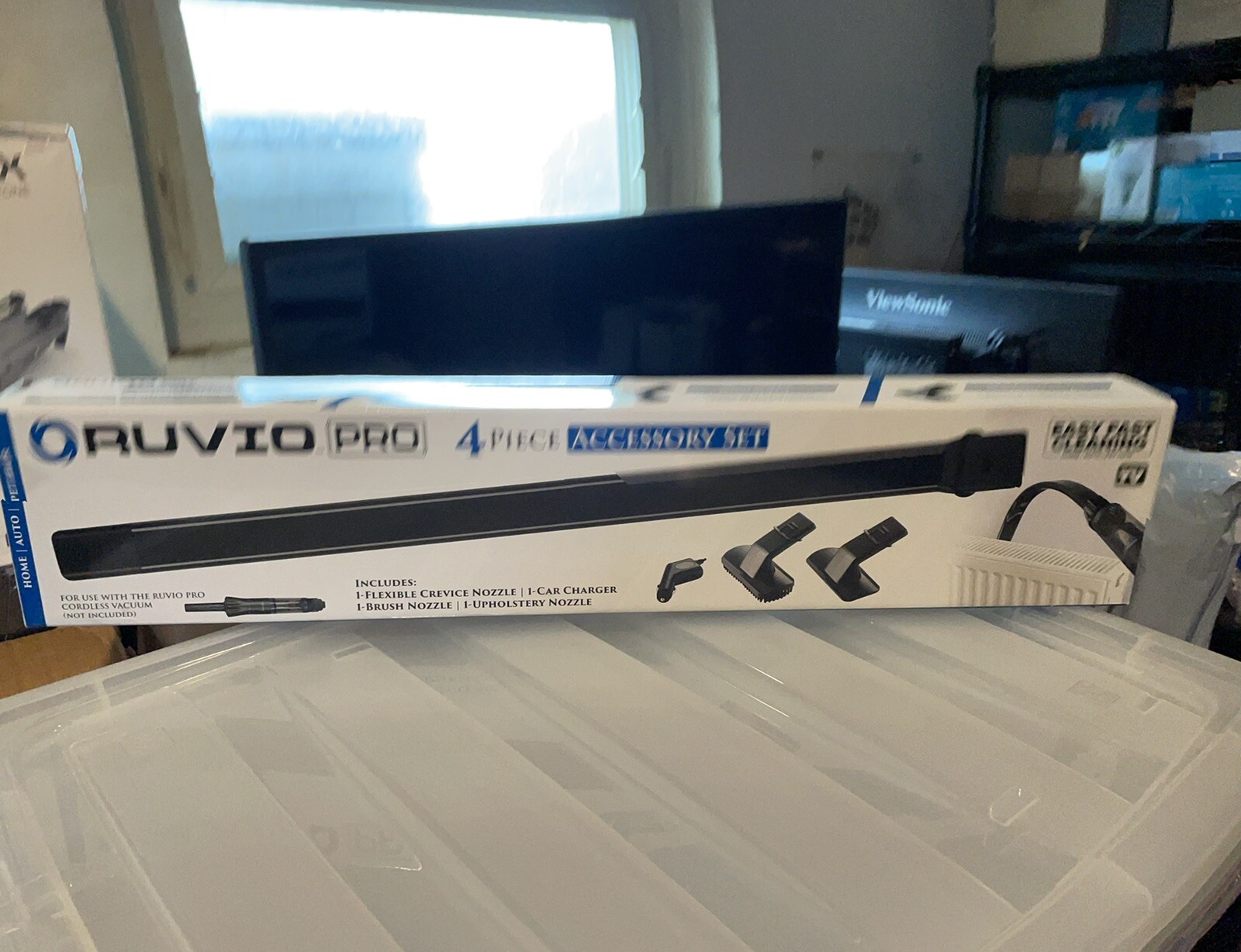 Vacuum Ruvio Pro Rechargeable Cordless Handheld 4 Piece Accessory Kit Included