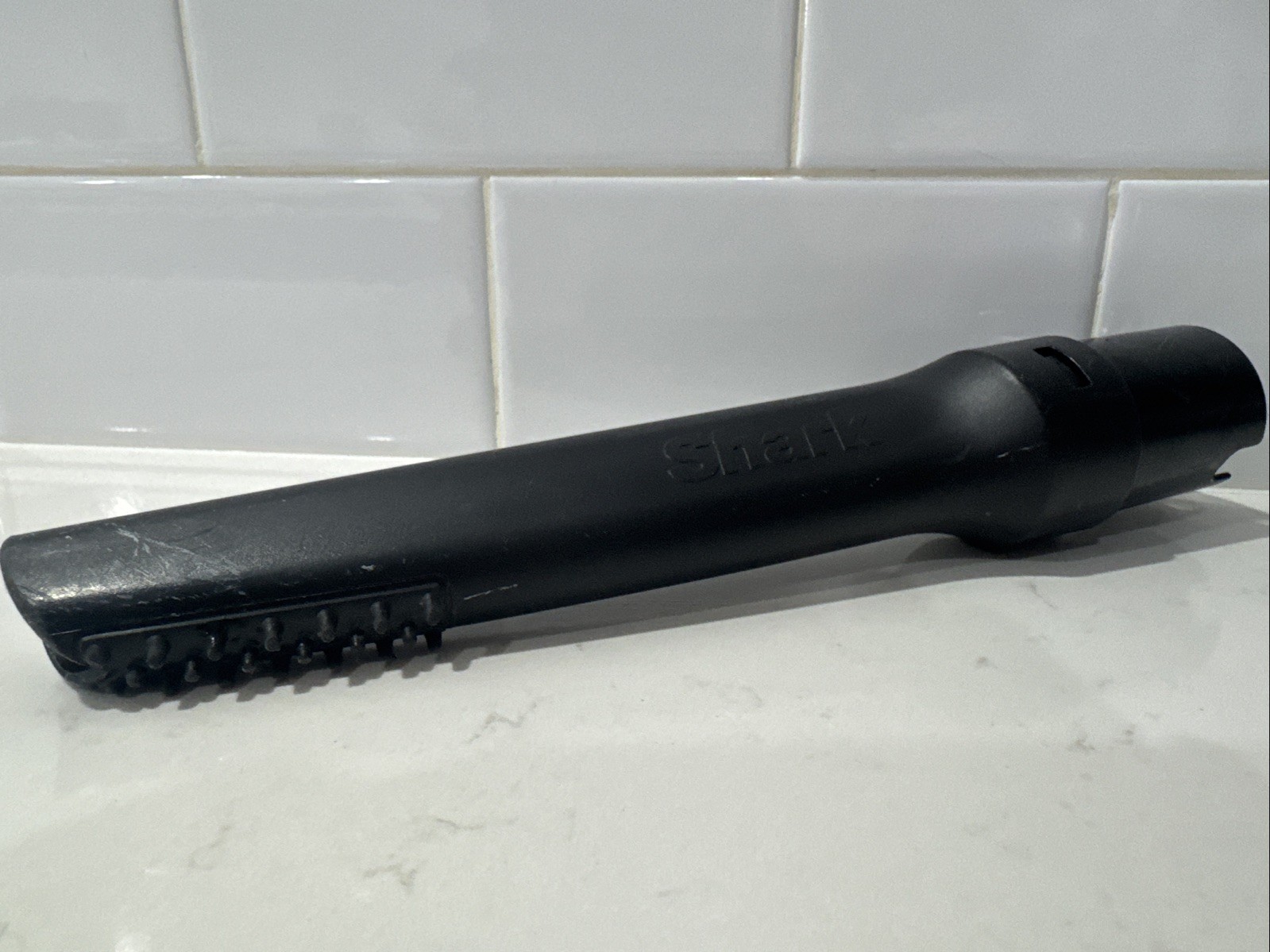 Shark AZ3002 AZ3000 AZ3000W PET CREVICE TOOL ACCESSORY Genuine OEM Part 112CU150