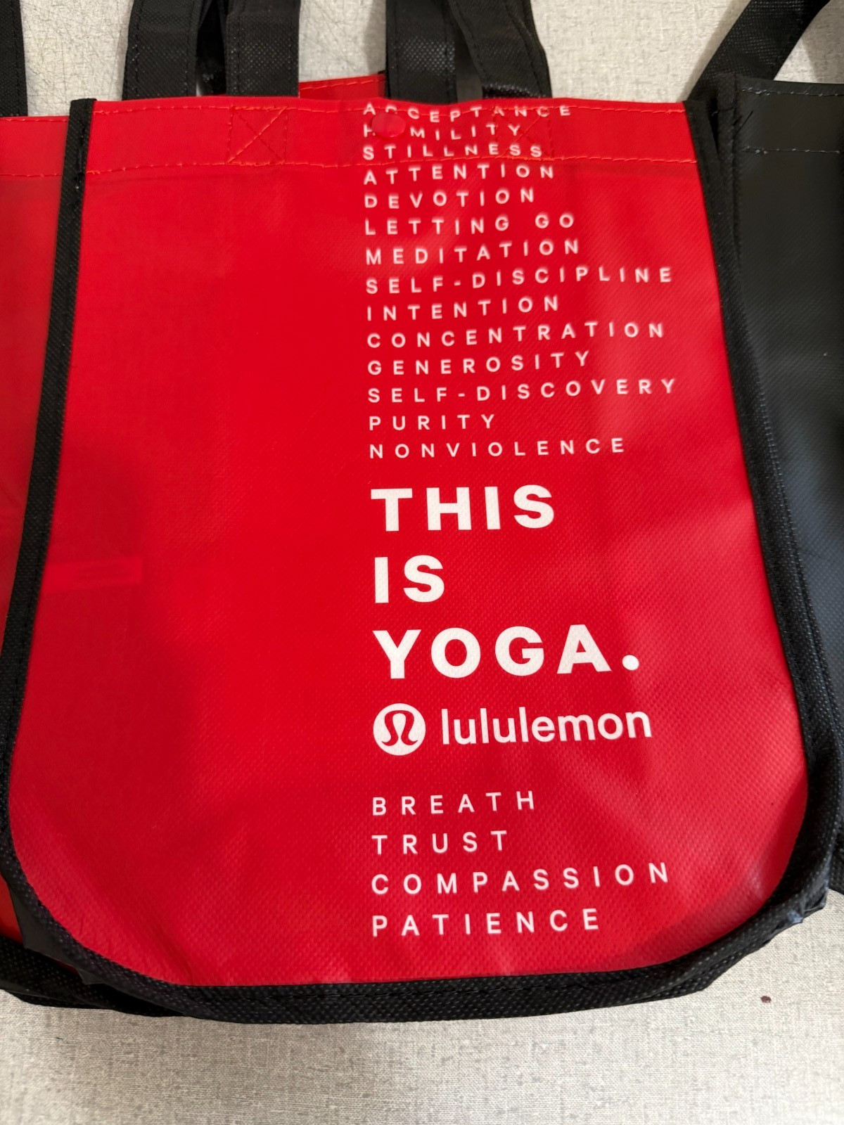 Lululemon Lot of 6 Reuseable Red & Black Reuseable Small Shopping Bags NEW