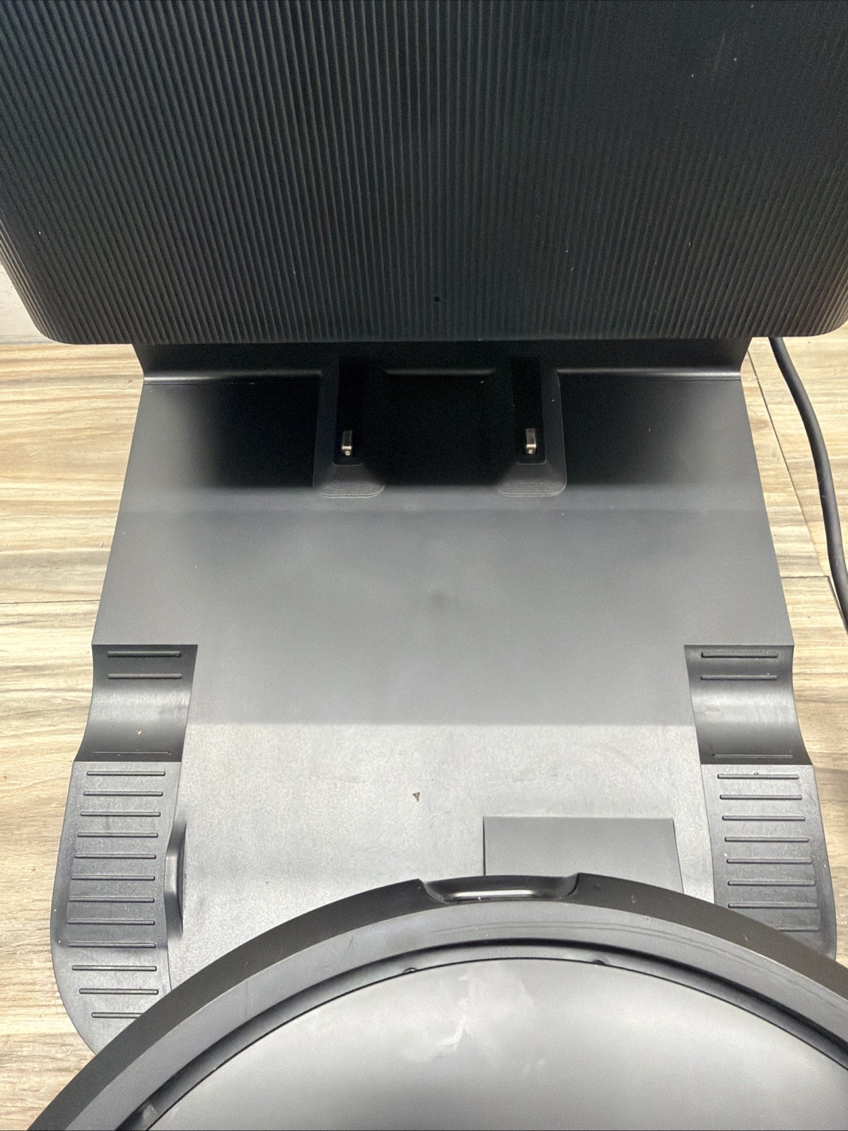 iRobot Roomba j7 Self-Emptying Vacuum Cleaning Robot Works Tested