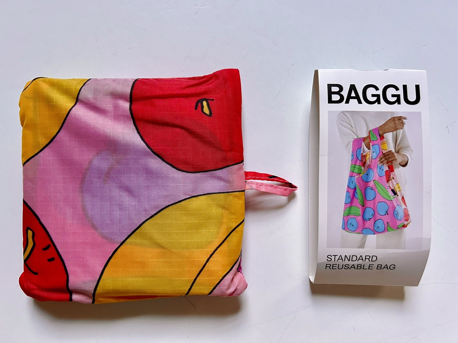 NEW! Baggu STANDARD BAG in “Apples & Bananas Mix” — Washable Recycled Nylon