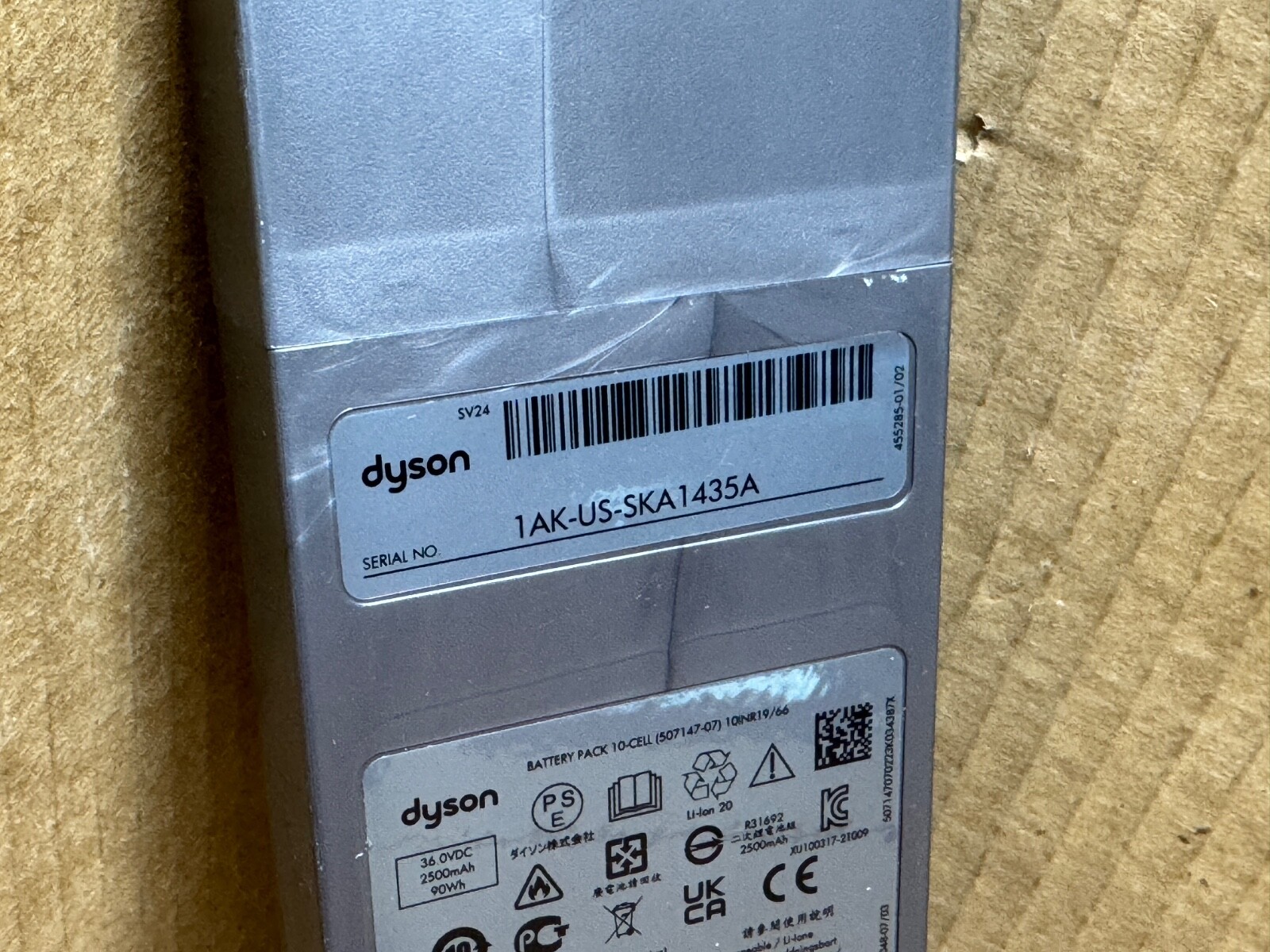 DYSON GENUINE GEN5OUTSIZE SV23 SV24 507147-07 972382-03 CLICK-IN BATTERY – GRAY