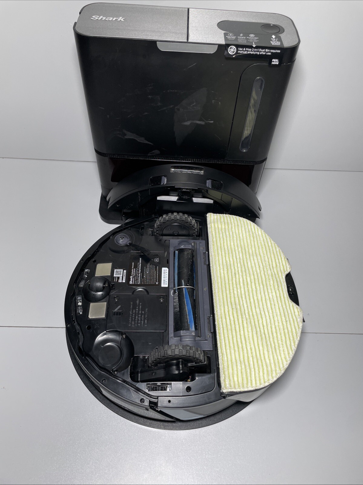 Shark AI Ultra 2-in-1 Robot Vacuum and Mop and XL Self-Emptying RV2610BTUS T3