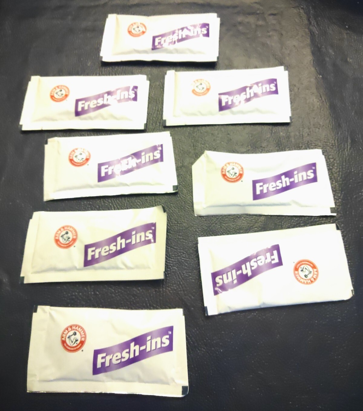 (8) A&H Pet Fresh Fresh-Ins Scent Packets – 0.5 oz