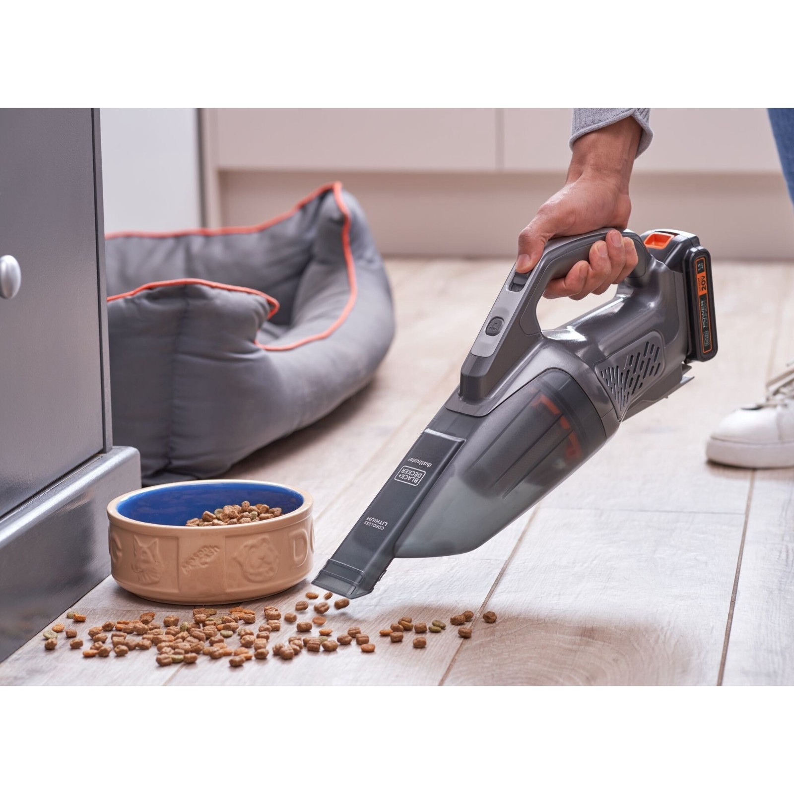 BLACK+DECKER Dustbuster POWERCONNECT Vacuum FREE SHIP