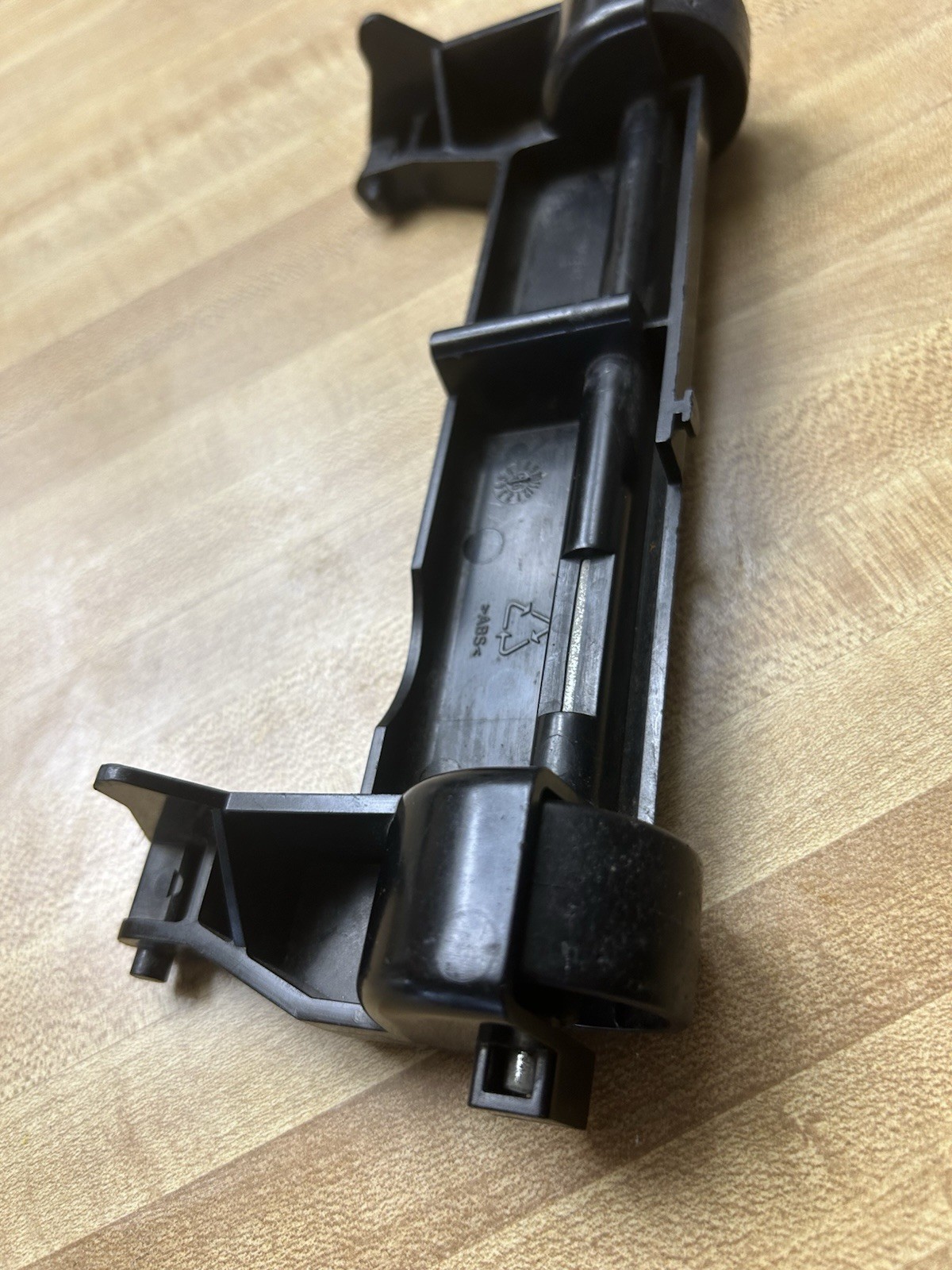 Vacuum Cleaner Front Wheel Assembly Make Model Brand Unknown