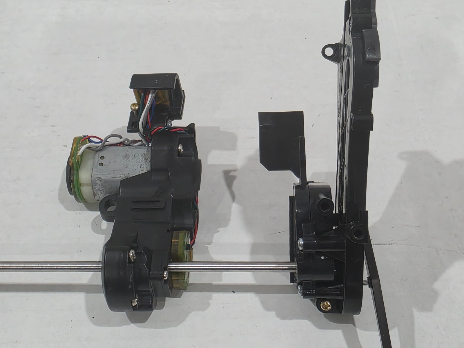 iRobot Roomba Combo j7+, j9+ Mopping Pad Mechanism Module 0 Genuine