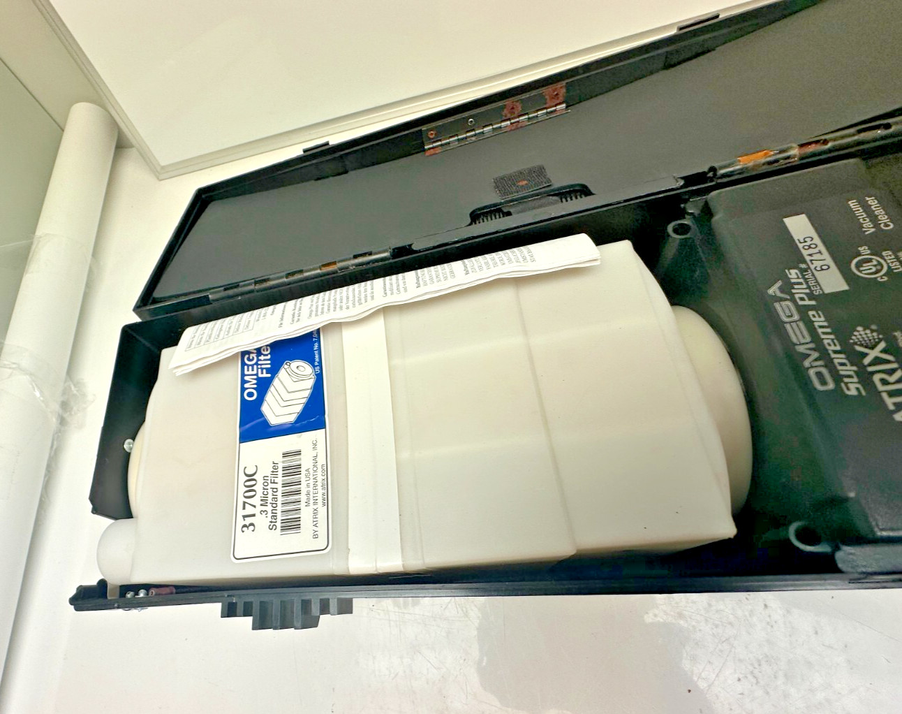 Atrix Omega Supreme Plus Electronic Vacuum Cleaner Hepa Filter With Attachments
