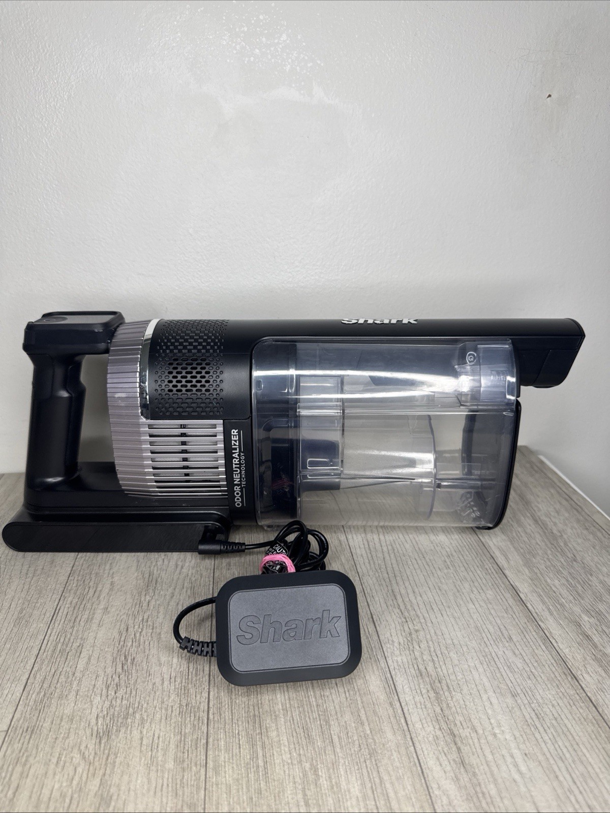 Shark Stratos IZ862H Duoclean PowerFins Cordless Bagless Vacuum & Battery