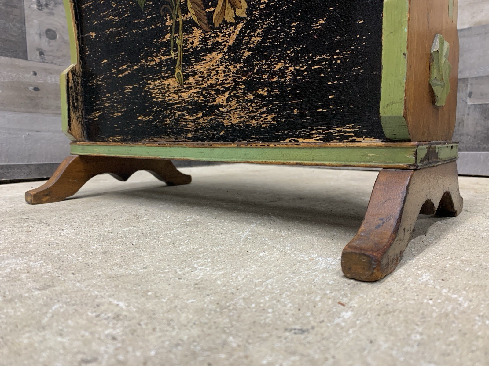 Vtg Art Nouveau Magazine Rack Florentine Footed Stand Wood Record Case Antique