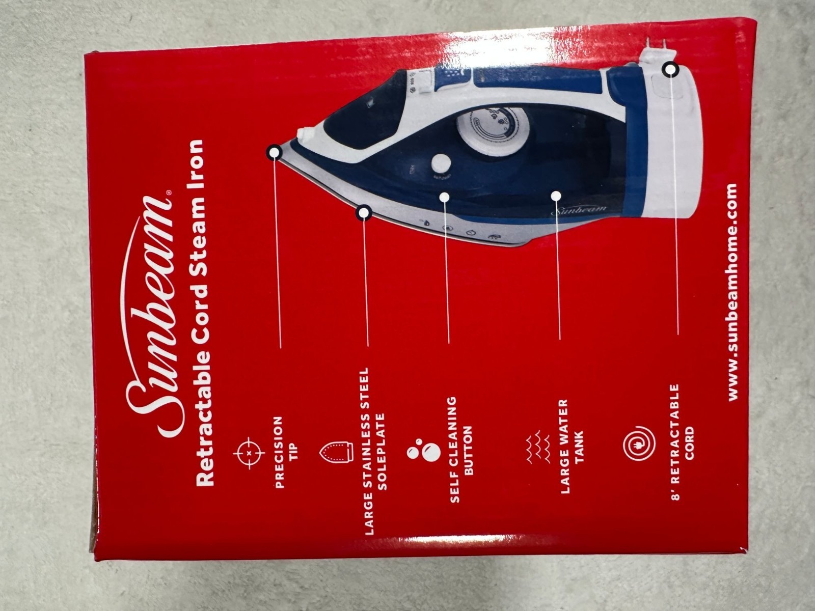 Sunbeam Retractable Cord Steam Iron 1700W Large Stainless Steel Soleplate 280mL