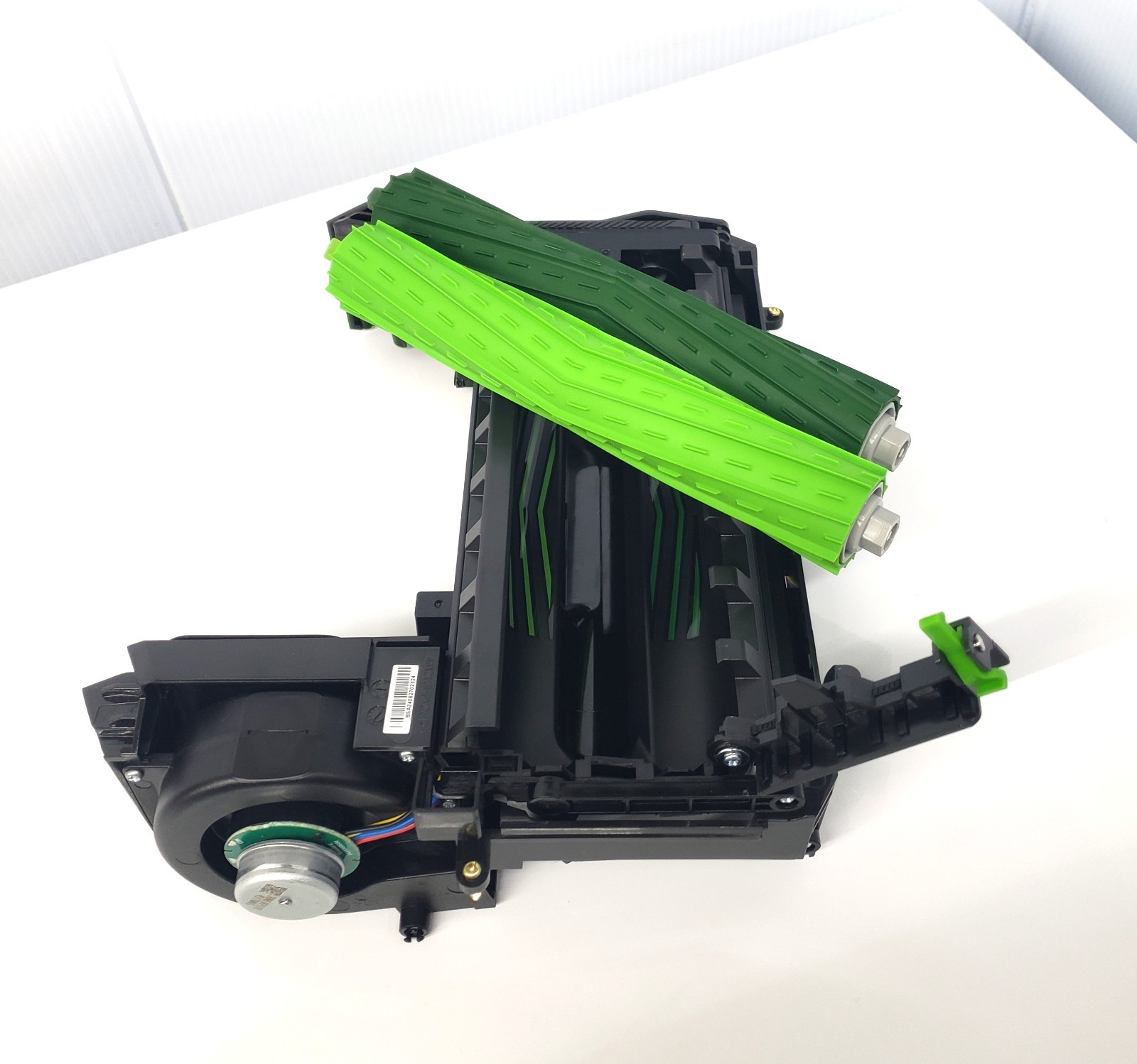 iRobot Roomba j5 j6 j7 j8 j5+ j6+ j7+ j8+ Cleaning Head Module (with dust motor)