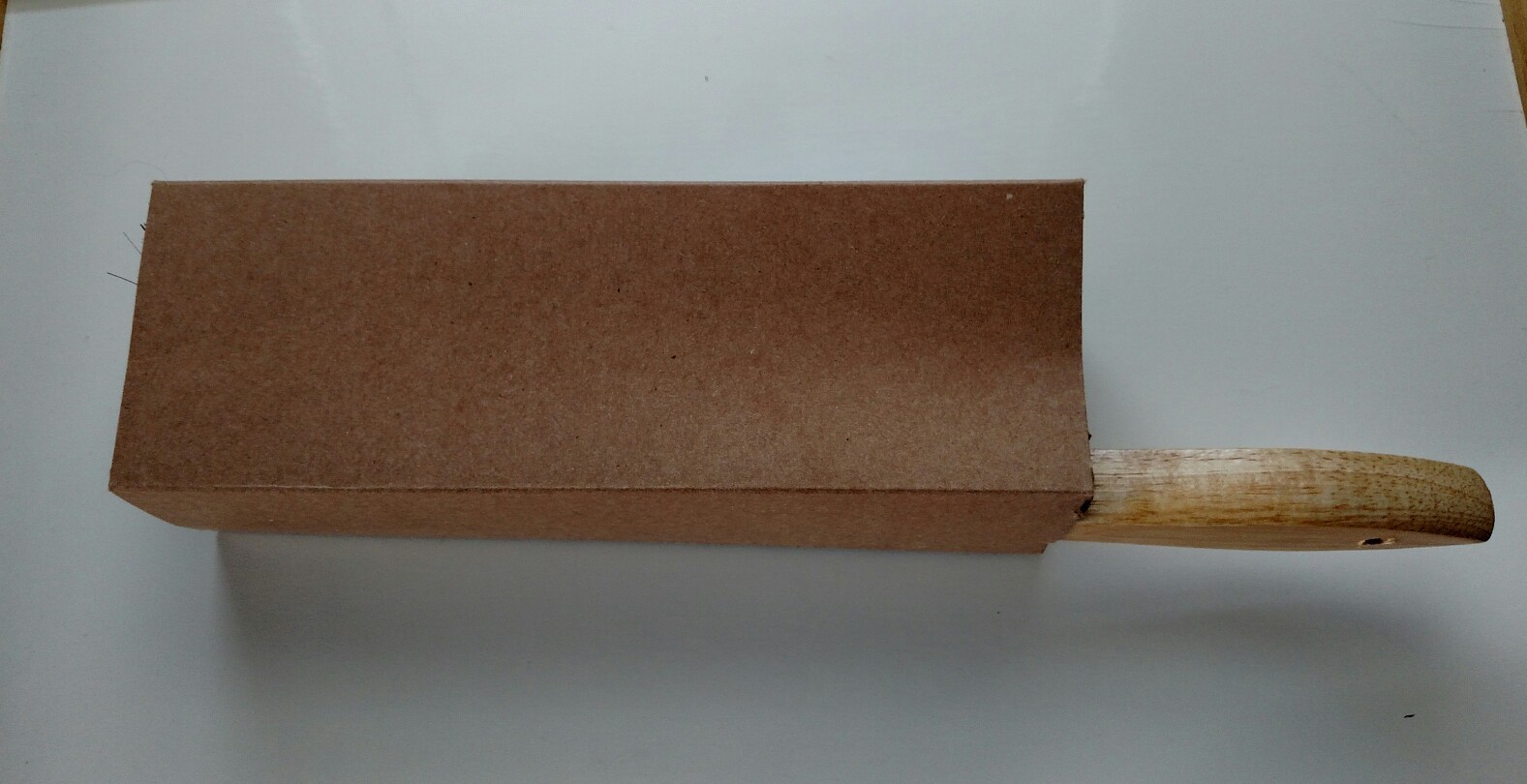 Counter Brush Wood Handle ~ 50 % Horsehair – 50 % Synthetic Bristles ~ 8″ Brush