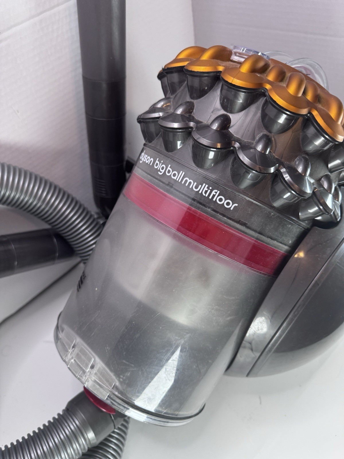 Dyson Big Ball Multi Floor CY23 Canister Vacuum. Pre-owned In Great Condition