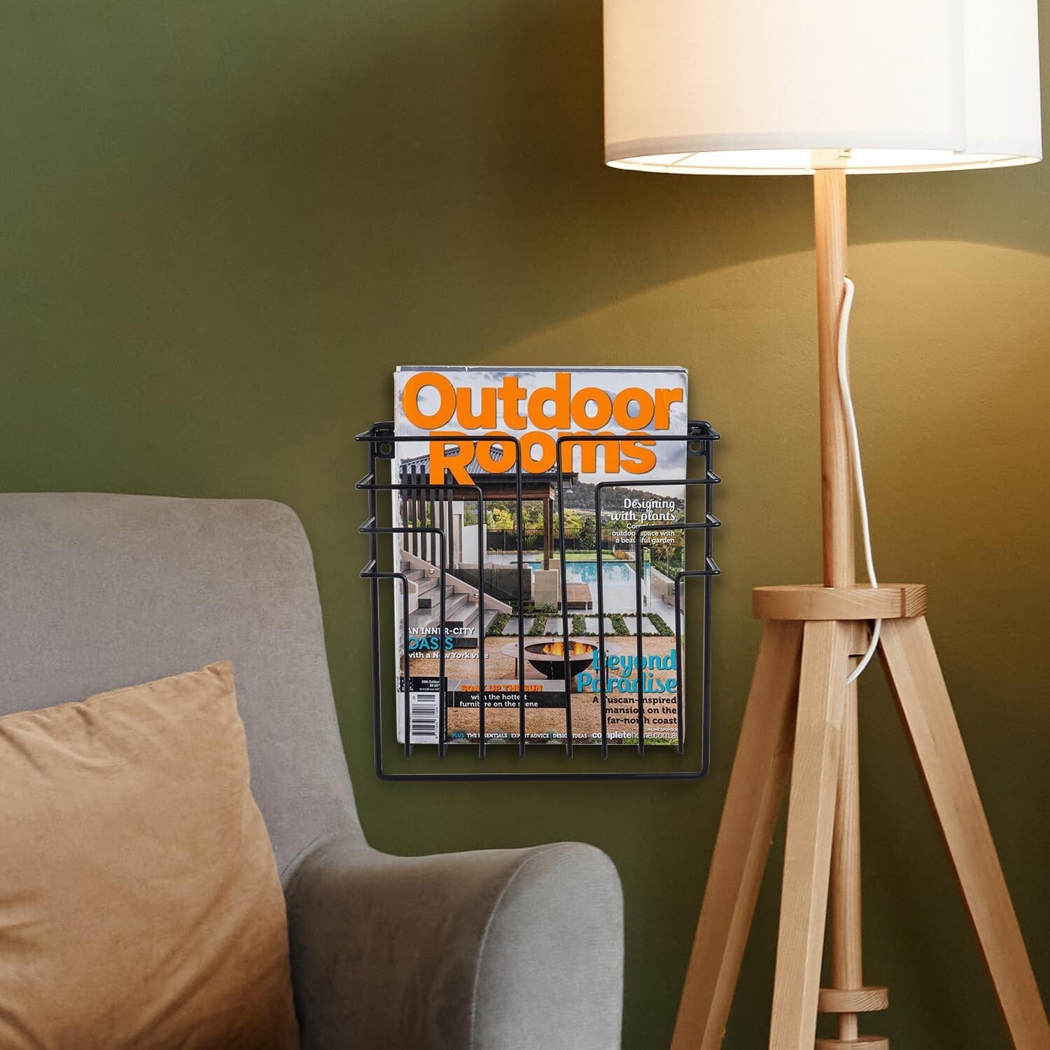 Wall Mounted Black Metal Wire Floating Magazine Rack, Office Magazine Holder
