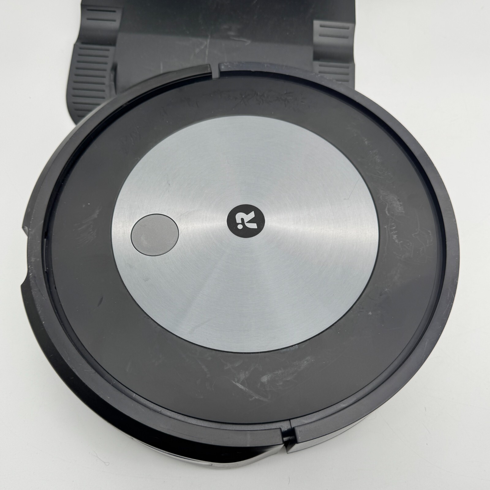 Missing Parts – iRobot Roomba j7+ Self-Emptying Robot Vacuum