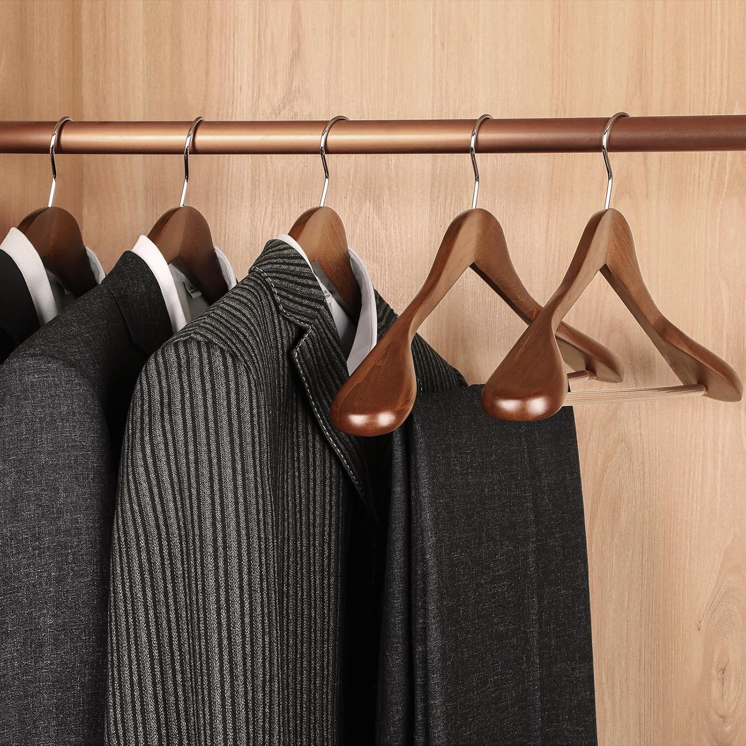 24-60x Solid Wood Outerwear Hangers 2.4″ Wide Shoulder Clothes Hanger Suit Pants