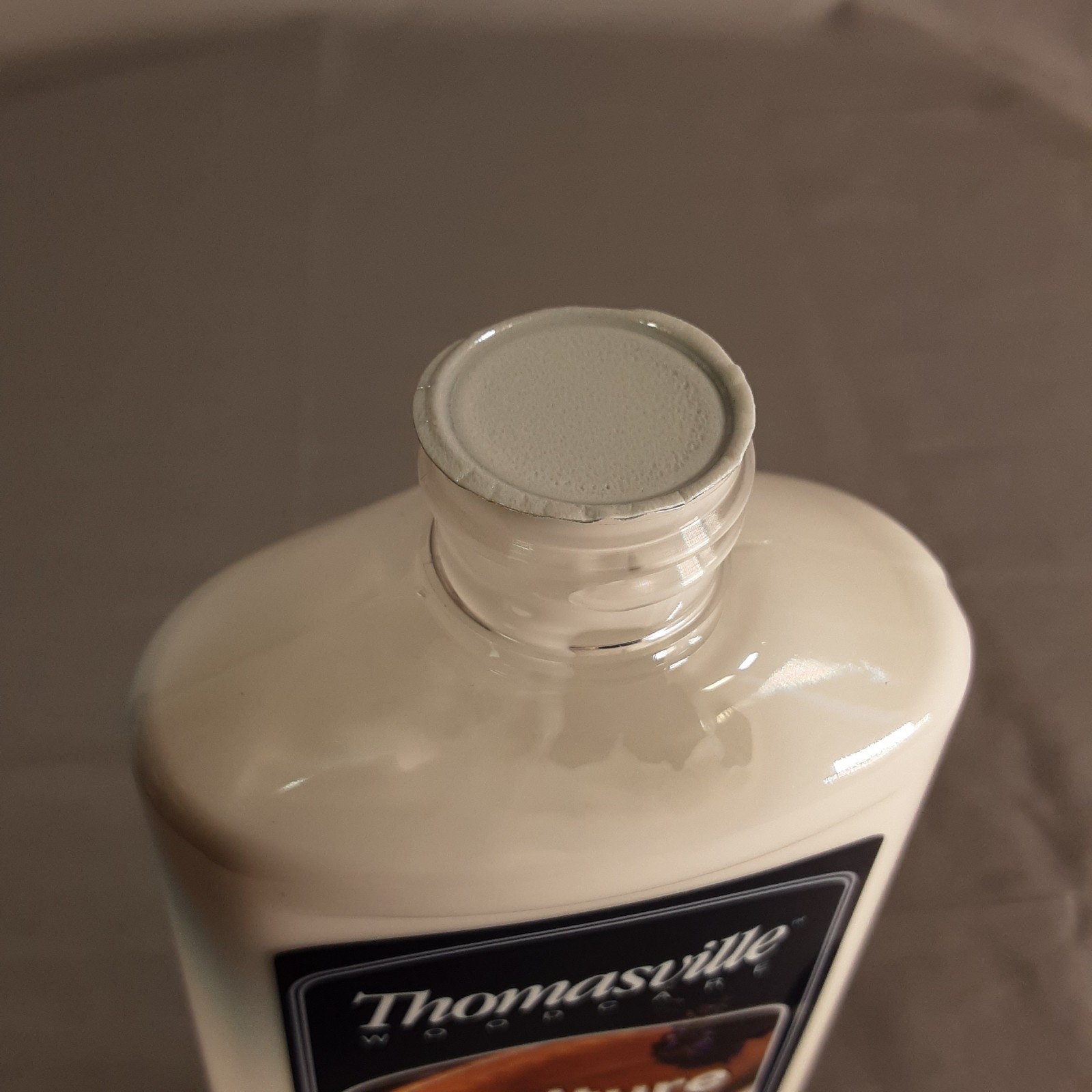 NEW Thomasville Furniture Cream Wood Polish Cleaner 12oz Cleans Protects No Wax